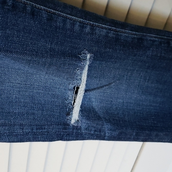 3x1 Medium Wash Distressed Busted Knee Skinny Jeans, Size 25 - Picture 5 of 13